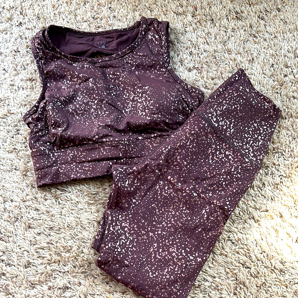 Women’s gently used, purple Tavi yoga set